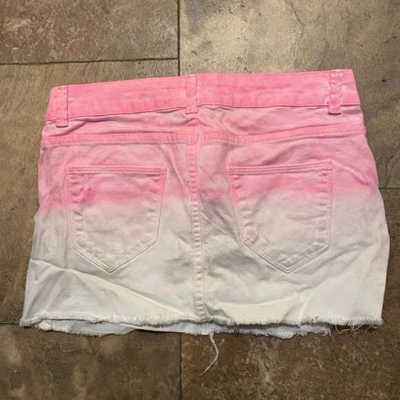 Zara mini skirt neon pink, beach - Picture 2 of 7